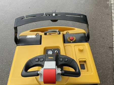 Tractor de arrastre 2021 Yale MO50T (4)