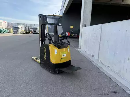 Ruční vysokozdvižný vozík 2021  Yale MS16XIL (3)