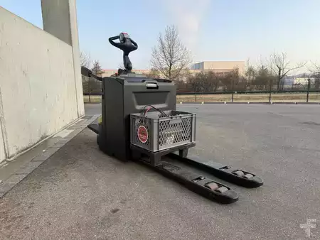 Lavtløftende truck 2021  Yale MP20X (2)