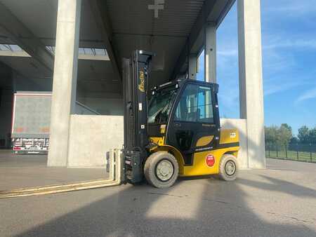 Carretilla elevadora diésel 2021 Yale GDP40VX (1)