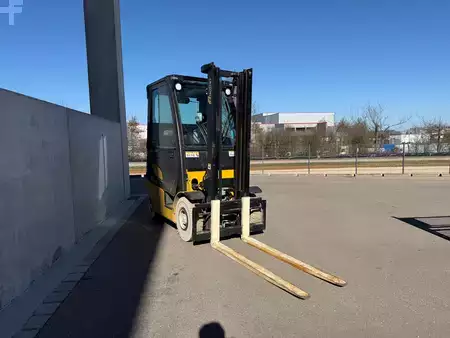 Gázüzemű targoncák 2021  Yale GLP16VX (2)