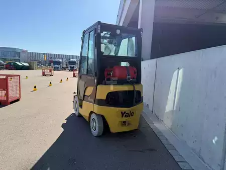 Gázüzemű targoncák 2021  Yale GLP16VX (3)