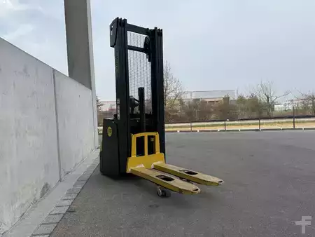 Ruční vysokozdvižný vozík 2022  Yale MS12IL (1)