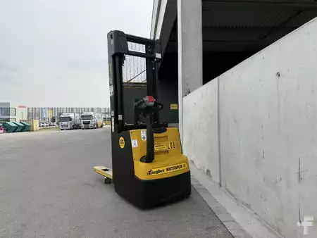 Ruční vysokozdvižný vozík 2022  Yale MS12IL (2)