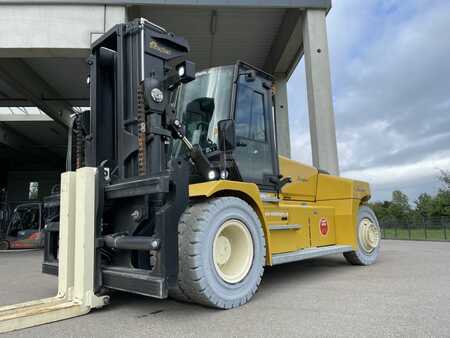 Carretilla elevadora diésel 2022 Yale GDP160EF-12 (1)