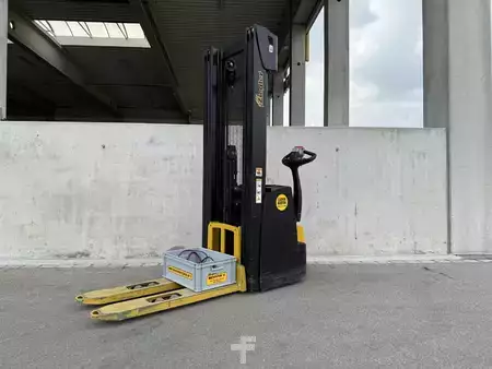 Ruční vysokozdvižný vozík 2022  Yale MS14AC (1)