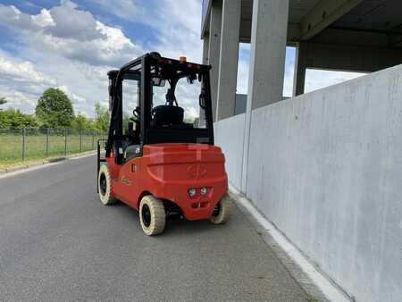 Elektro čtyřkolový VZV 2023  EP Equipment EFL253 (3)