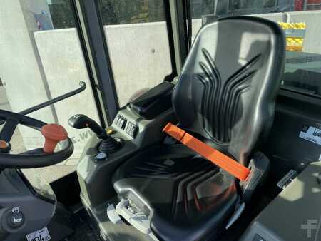 Carrelli fuoristrada 4x4 2023 Ausa C501HX4 (4)