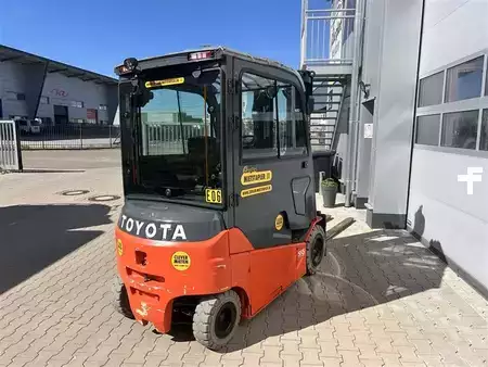 Chariots électriques à 4 roues 2020  Toyota 8FBMT35 (4)