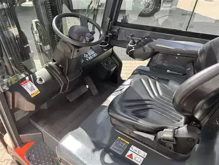 Chariots électriques à 4 roues 2020  Toyota 8FBMT35 (5)