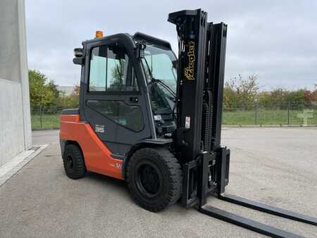 Carrelli elevatori diesel 2022 Toyota 8FDJF35 (2)