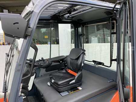 Carrelli elettrici 4 ruote 2024 Toyota 8FBMT50 (4)