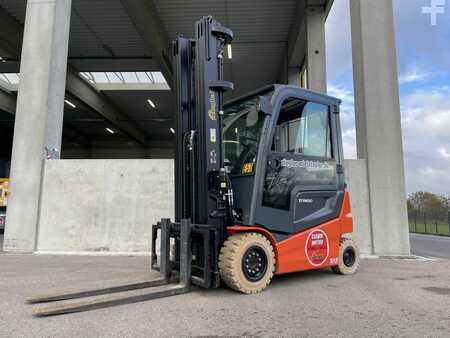 Eléctrica de 4 ruedas 2024 Toyota 9FBMK30T (1)