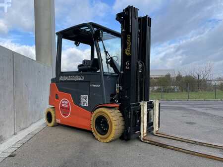 Elektro 4 Rad  Toyota 9FBM35T (2)