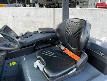 Elektro 4 Rad  Toyota 9FBM35T (4)