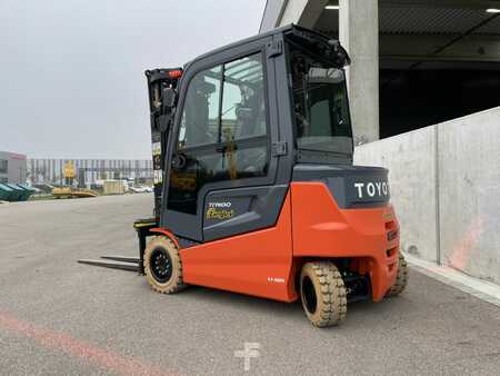 Carrelli elettrici 4 ruote 2024 Toyota 9FBH30T (3)