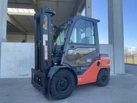 Carrelli elevatori diesel 2024 Toyota 56-8FDJ35F (1)