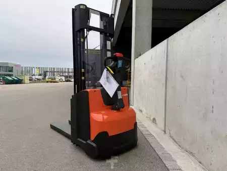 Hochhubwagen 2025  Toyota SWE140L (3)