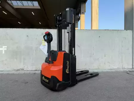 Hochhubwagen 2025  Toyota SWE100 (1)