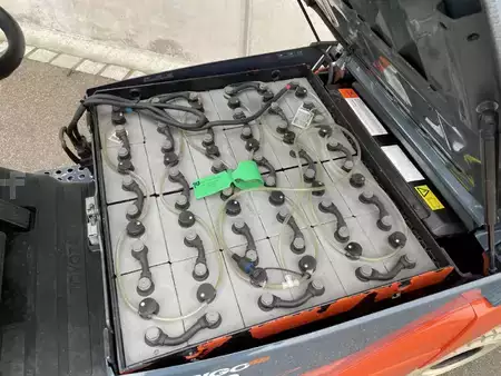 Elektro 4 Rad 2021  Toyota 8FBM18T (6)