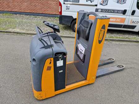 Electric Pallet Trucks 2014  OMG 620PF AC (2)