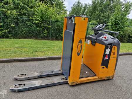 Electric Pallet Trucks 2014  OMG 620PF AC (5)