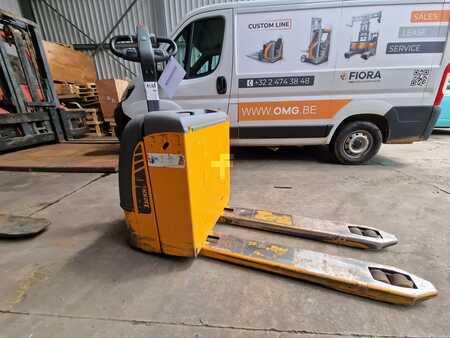 Electric Pallet Trucks 2019  OMG 320KN AC (3)