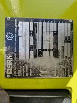 Carretilla elevadora diésel 1996 Clark DPM15 (4)