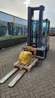 Elektrisk- 4 hjul 2017  Still RX60-45/600NEWBAT (1)