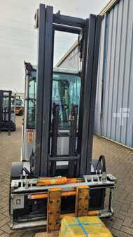 Elektrisk- 4 hjul 2017  Still RX60-45/600NEWBAT (5)