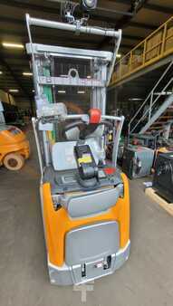 VZV s plošinou pro řidiče 2022  Still EXV-SF20 (2)