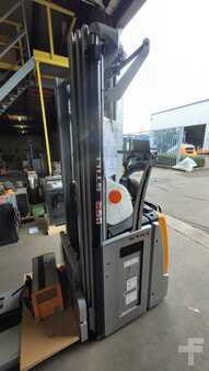 VZV s plošinou pro řidiče 2022  Still EXV-SF20 (3)