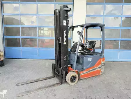 Elektrisk- 3 hjul 2021  Toyota 8FBE16T (1)