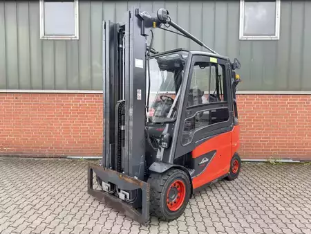 Elektro 4 Rad 2019  Linde E50HL-01 (1)
