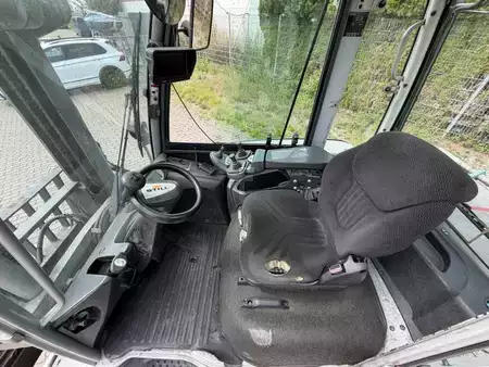 Carrelli elevatori diesel 2014  Still RX70-80 (5)