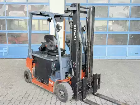 El truck - 3 hjulet 2021  Toyota 8FBM16T (2)