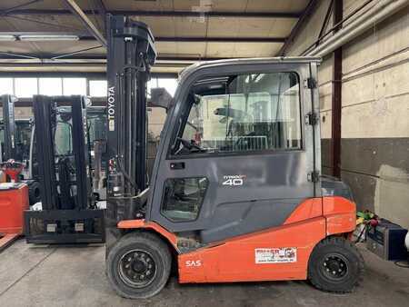 Elektro 4 Rad 2018  Toyota Traigo 8FBMT40 (3)