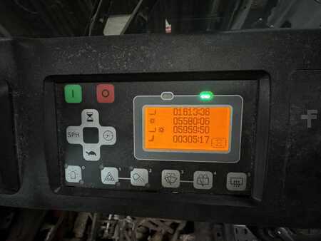 Elektro 4 Rad 2018  Toyota Traigo 8FBMT40 (8)