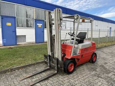 Diesel Forklifts 1980  Linde H25D 331 Oldtimer (1)