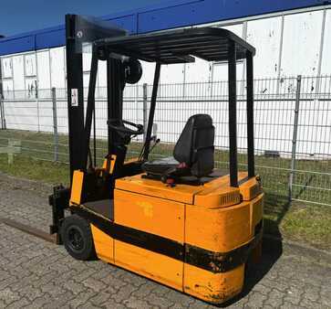 El truck - 3 hjulet - Jungheinrich EFGD 16GE (2)