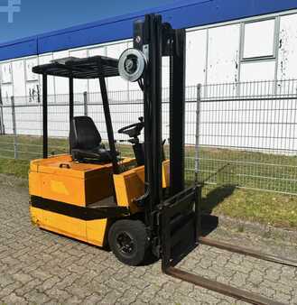 El truck - 3 hjulet - Jungheinrich EFGD 16GE (3)