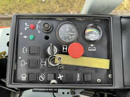 Elektro 4 Rad 1998  Kalmar AT 700E/60-02 (6)