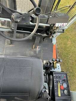 Carrelli elettrici 4 ruote 1998 Kalmar AT 700E/60-02 (4)