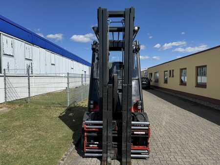 Wózki widłowe diesel 2019  Linde H40D-02 (9)