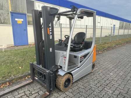 Carrelli elettrici 3 ruote 2020 Still RX20-20P (1)