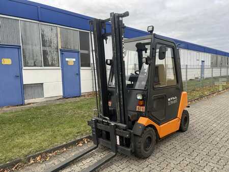 Carrelli elevatori GPL 2002  Still R70-20T (1)