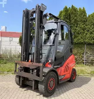 Dieselstapler 2022  Linde H45D-02 (1)