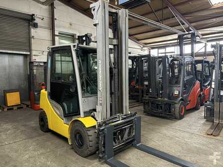 Dieseltrukki 2016  Jungheinrich DFG430s (3)