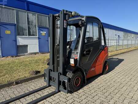Dieselstapler  Linde H25D-02 392 (1)