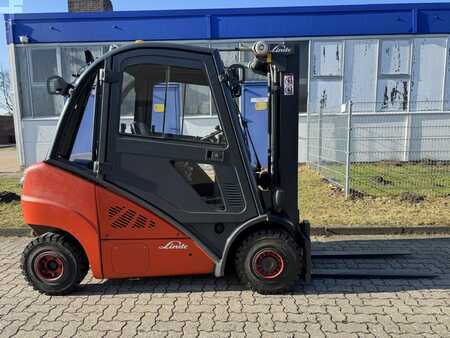 Dieselstapler  Linde H25D-02 392 (4)